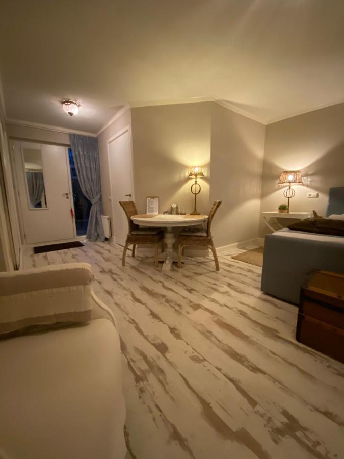 De Vijverkamer-----Prive Diner Op De Kamer Mogelijk!! เฮาเคอวีน ภายนอก รูปภาพ